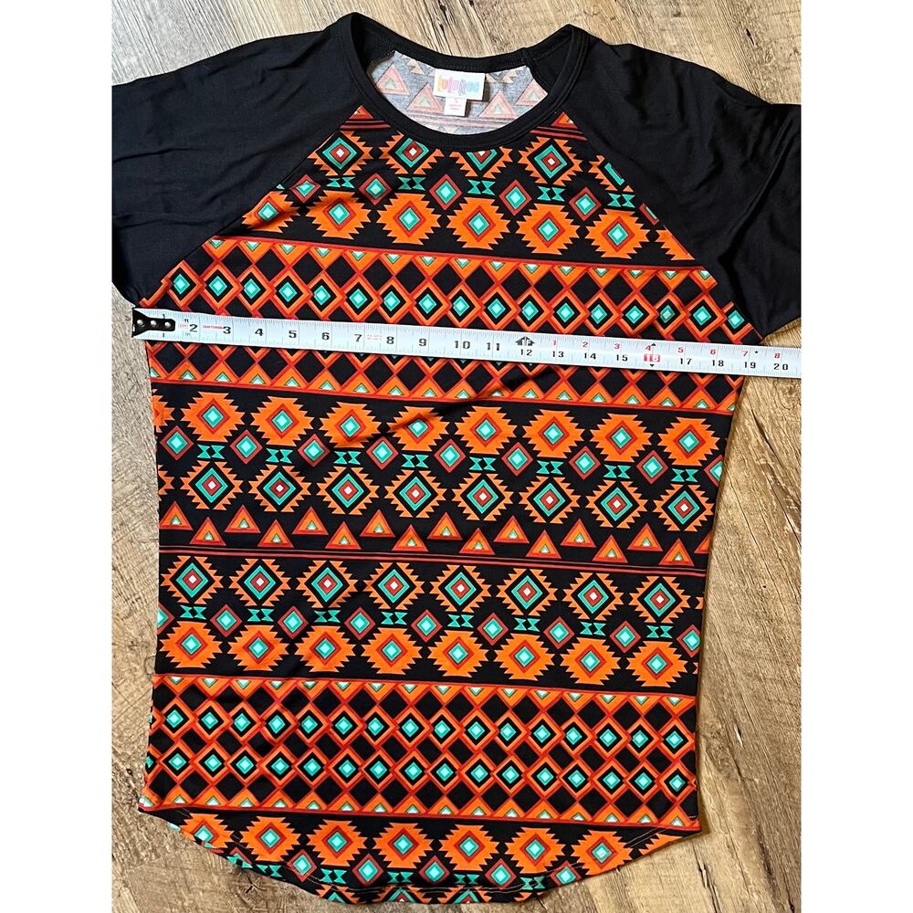 LuLaRoe Randy Raglan 3/4 Sleeve T- Shirt, Geometric / Aztec Pattern Sz Small - Picture 3 of 9